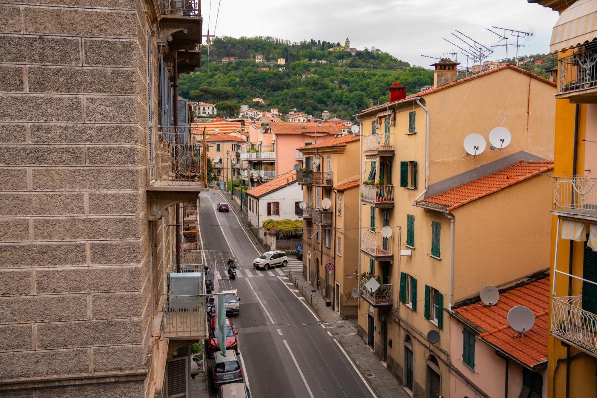 Luminoso Appartamento Vicino Alle Cinque Terre La Spezia Ngoại thất bức ảnh